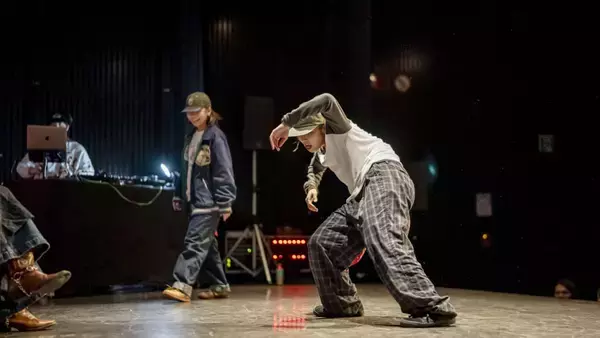 「次世代の若手ダンサーたちが自分のスタイルで躍動！X-girlとMAiKAが切り拓いたストリートダンスバトルの新時代「X-girl STREET DANCE BATTLE Produced by MAiKA」」の画像