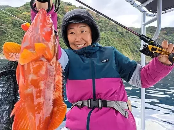 【釣果速報】アザラシ乱入の珍事態発生！船長の冷静な対応で高級魚アカハタなど大漁ゲット！静岡県プラネットマリンはどんな時も釣り客の笑顔満開！