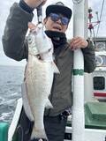 「【釣果速報】和歌山県遊漁船 Fish Onでクログチ全員安打！最大50cm！おいしい魚を超新鮮な状態で食べられるのは釣り人の特権です！」の画像2