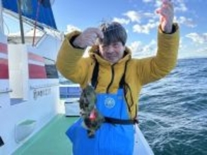 【釣果速報】型狙いのカワハギ釣行で30cmクラスが続々ヒット！神奈川県大松丸であなたも良型をゲットしよう！