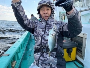 【釣果速報】千葉県守山丸でアジトップ88匹！記録更新が狙える今はサイズも良型でとってもおトク！