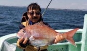 【釣果速報】強風をものともせずクロダイ・マダイのヒットが連発！神奈川県あまさけや丸の釣行でクーラーボックスを人気魚種でいっぱいにしよう！