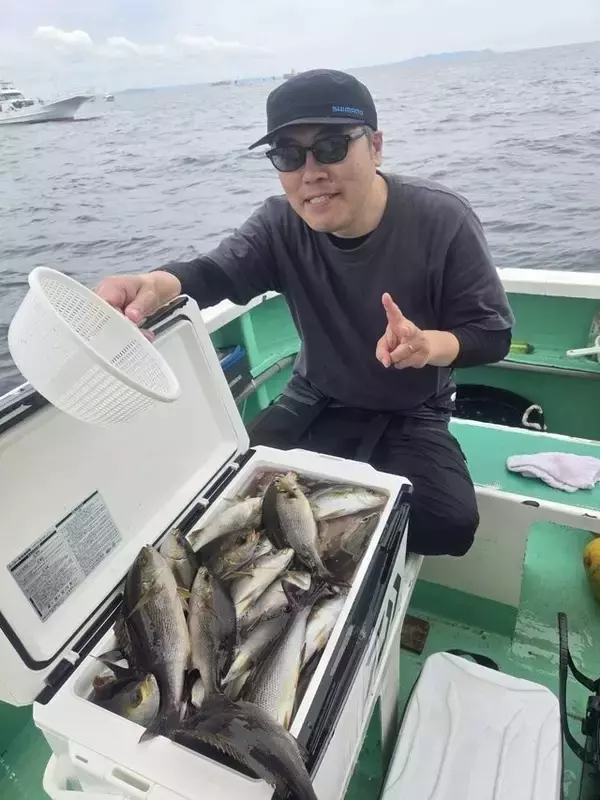 「【釣果速報】神奈川県瀬戸丸でイサキ一日好調！50匹前後の好釣果を出す釣り客多数！あなたも記録更新を狙ってみませんか？」の画像