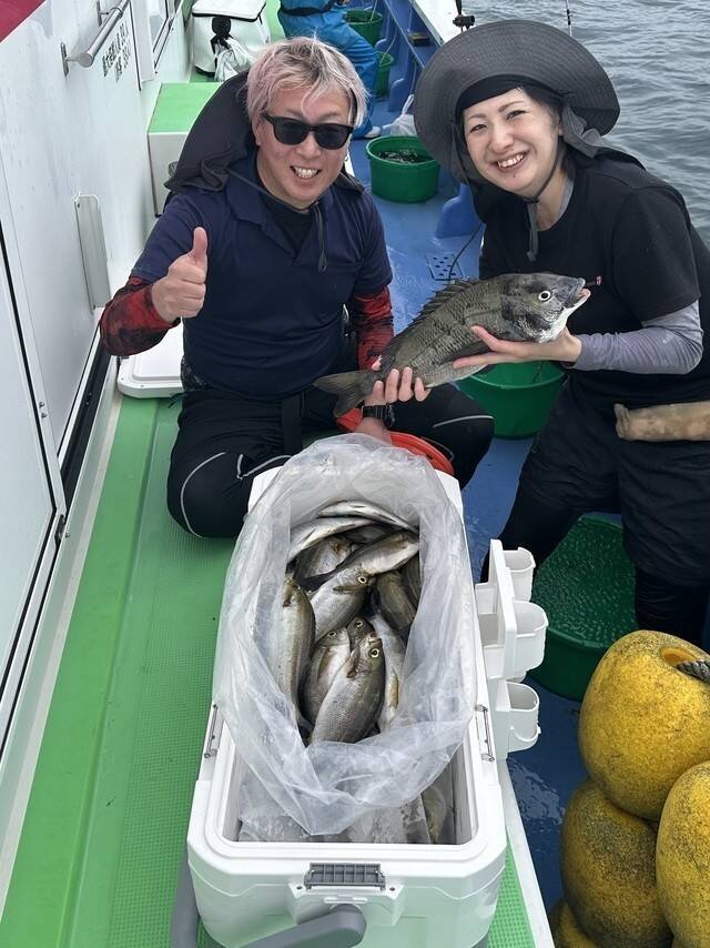 【釣果速報】良型イサキがダブル＆トリプルで釣れまくり！数釣りを楽しむなら神奈川県大松丸に乗船を！