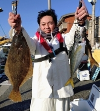 【釣果速報】神奈川県愛正丸でアジ、ヒラメ、カンコなど海の人気者を次々GET！多種多様な魚と出会いたいなら今すぐ乗船を！