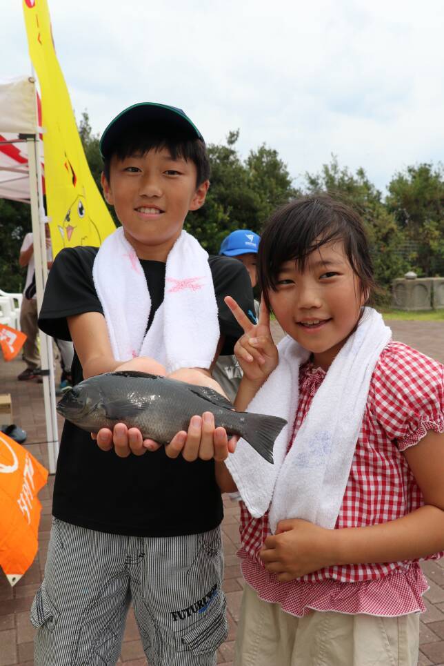 休みの日は家族で釣りにでかけよう！【うきまろフィッシングデー】