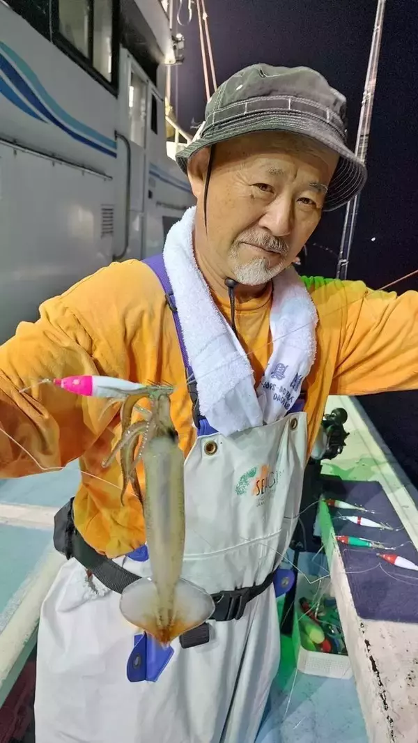 【釣果速報】茨城県幸栄丸でムギイカ祭り開催？！トップは150杯！今こそ極上イカを手に入れる冒険の旅に出よう！