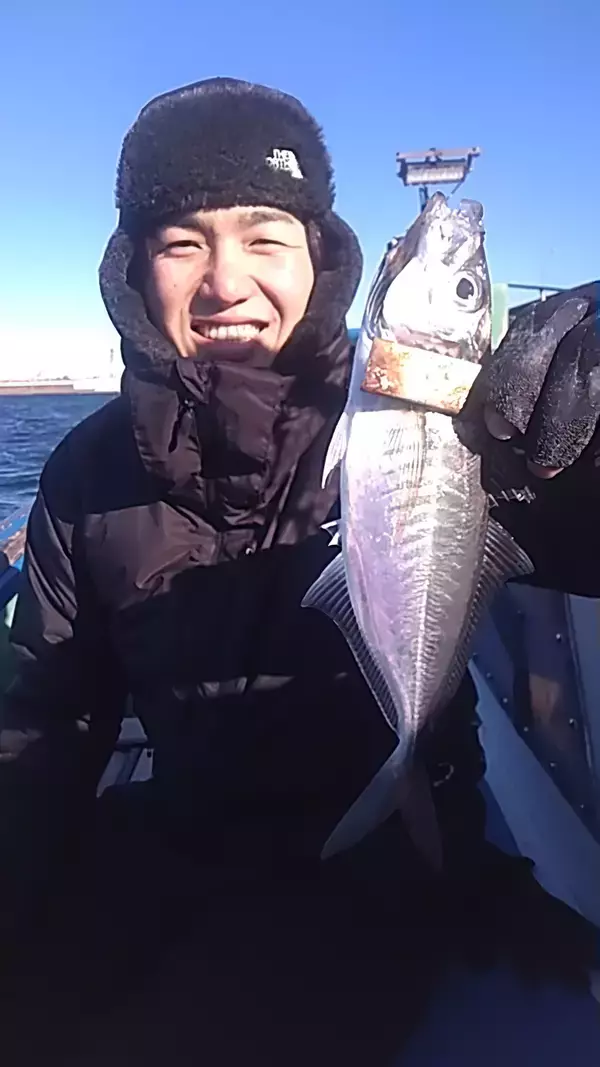 【釣果速報】タチウオが順調にヒット！？アジもトップ13匹と好釣果！東京都ミナミ釣船の勢いが止まらない！