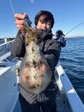 「【釣果速報】神奈川県金重丸でアオリイカGET！竿頭9匹！絶品アオリイカを自分の手で釣り上げてみませんか？」の画像1
