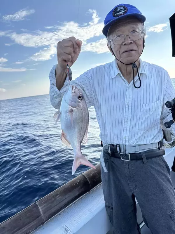 「【釣果速報】福岡県木鶏丸で最大75cmのマダイをゲット！大型マダイを狙いたいなら今がチャンス！」の画像