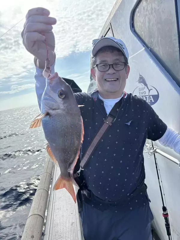 「【釣果速報】福岡県木鶏丸で最大75cmのマダイをゲット！大型マダイを狙いたいなら今がチャンス！」の画像