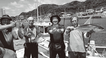 釣り仲間と楽しむ！ 南房乙浜のマダイ五目