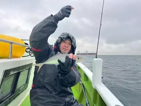 【釣果速報】神奈川県政信丸でアジが絶好調！40cmのジャンボサイズも上がってます！好調な今が釣行の狙い目！