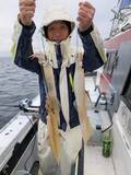 「【釣果速報】静岡県魚磯丸でMAX45cmの胴長ヤリイカ確保！ビッグサイズの高級イカを今こそ狙いに行こう！」の画像1