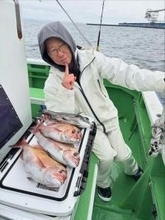 【釣果速報】神奈川県網屋丸でマダイ・イナダ・クロダイ・ハナダイと人気魚種続々ゲット！いろいろな魚との出会いを楽しみたい人は即予約を！
