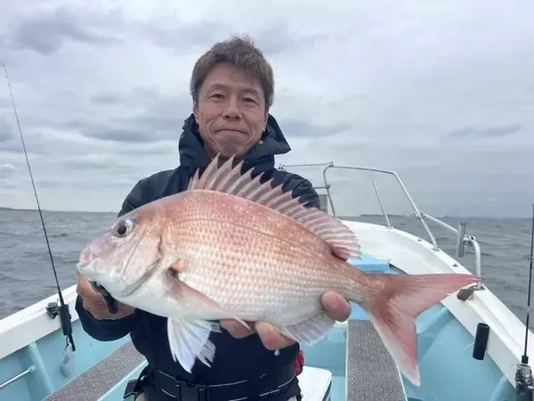 「【釣果速報】神奈川県の村本海事でマダイ絶好調！今後はますます大鯛の数釣りが楽しめるそうですよ！」の画像