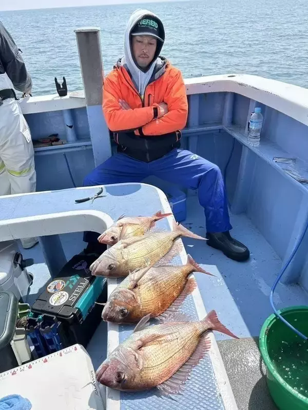 「【釣果速報】茨城県幸栄丸でマダイ・カサゴ・フグ・ホウボウと人気魚種続々ゲット！いろいろな魚との出会いを楽しみたい人は即予約を！」の画像