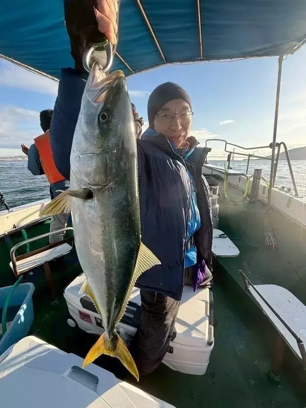 「【釣果速報】兵庫県海蓮丸でブリやマダイを好調にゲット！船長がこれから乗船する人にアドバイスを伝授！爆釣したい方は必見！」の画像
