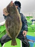 「【釣果速報】茨城県宗和丸でヒラメ全員ゲット！3.40kgの良型も！好調なうちに海に繰り出そう！」の画像1