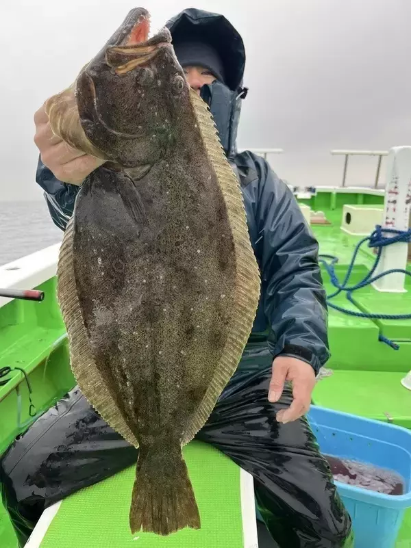 【釣果速報】茨城県宗和丸でヒラメ全員ゲット！3.40kgの良型も！好調なうちに海に繰り出そう！