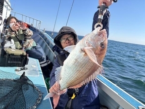 【釣果速報】千葉県優光丸でマダイ・ショウサイフグ・トラフグと人気魚種続々ゲット！いろいろな魚との出会いを楽しみたい人は即予約を！