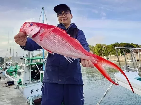 【釣果速報】静岡県第8寿広丸でヒット連発＆ドデカい4.60kgイヤゴハタをゲット！自己記録更新を狙うなら今すぐ乗船だ！