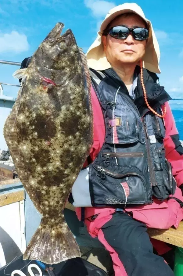 「目指せサマージャンボ！　外川沖の夏ヒラメ開幕」の画像
