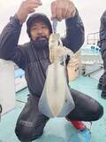 「【釣果速報】神奈川県隠徳丸でアオリイカをキャッチ！あなたも神奈川県隠徳丸でアオリイカを狙おう！」の画像1