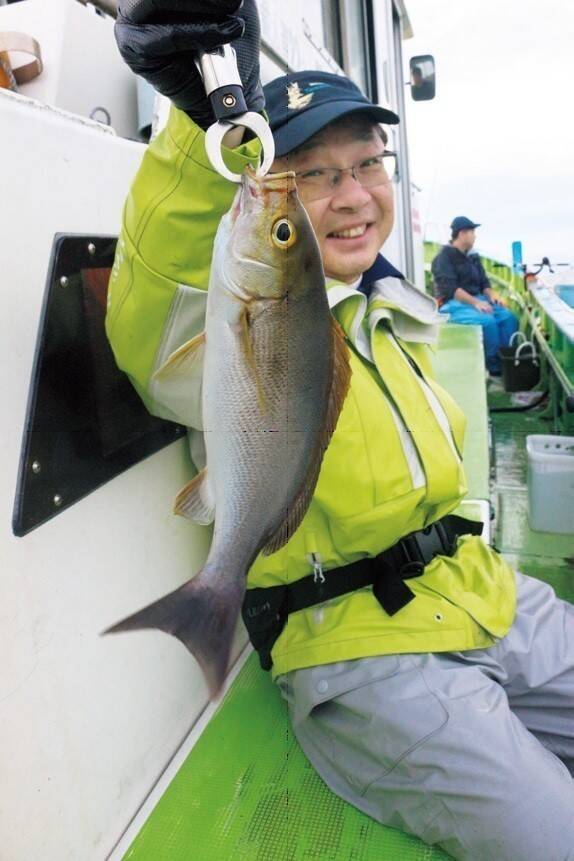 近場で気軽にトライできる南房布良瀬のシマアジ好期