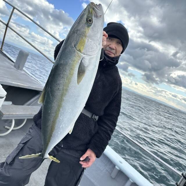 【釣果速報】和歌山県海虎で幻の超高級魚シロアマダイをキャッチ！メジロも上がり嬉しいお土産ゲットの快挙！