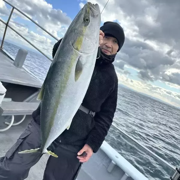 「【釣果速報】和歌山県海虎で幻の超高級魚シロアマダイをキャッチ！メジロも上がり嬉しいお土産ゲットの快挙！」の画像