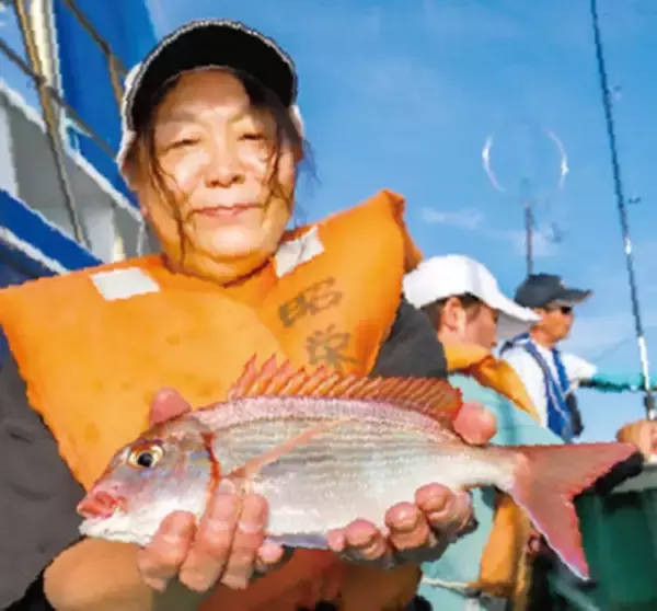 大洗沖の一つテンヤマダイは大ダイ続々、ゲストも多彩！