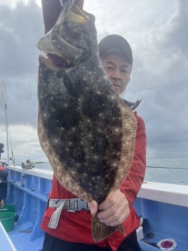 釣果速報 茨城県鹿島沖のヒラメ釣り解禁初日 大人気船 幸栄丸の気になる釣果をチェック 船長からのメッセージも掲載 22年11月1日 エキサイトニュース