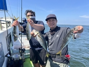 【釣果速報】神奈川県政信丸でアジが絶好調！TOP93匹！今後の釣行も期待大！