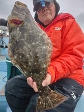 【釣果速報】ヒラメのビッグウェーブ来てます！茨城県幸栄丸で2.50kgのデカヒラメGET！このチャンスを逃すな！