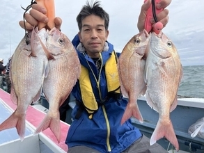 【釣果速報】千葉県梅花丸でマダイ好調！トップ11匹！今後はますます大鯛の数釣りが楽しめるそうですよ！