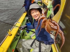 【釣果速報】神奈川県鴨下丸kawanaでマダコ釣り好調！連発で大興奮！三連休はマダコ釣りで決まり！