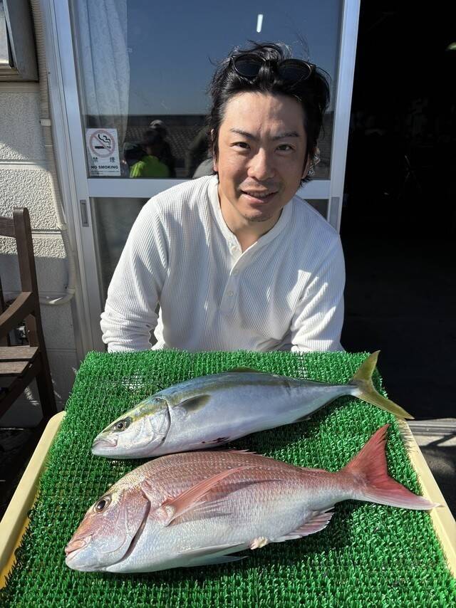 【釣果速報】52cmイナダGET！神奈川県庄治郎丸は晩秋も船長厳選のポイントで大満足の釣果が手に入る！