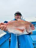 「【釣果速報】神奈川県船宿 秋田屋で人気魚種イナダ・ショゴ・マダイなどを制覇！！船長の機転と手腕で一日大興奮の釣行に！」の画像1