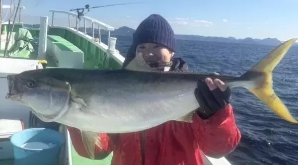 【釣果速報】新年早々に8kg、7.8kgのブリ獲った！神奈川県あまさけや丸で冬の王者をゲットしよう！