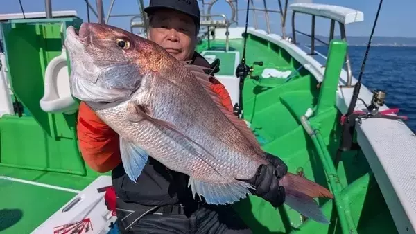 【釣果速報】茨城県弁天丸で大人気のマダイ釣行！船長厳選のポイントで全員ヒットの大熱戦！今後爆釣の予感！