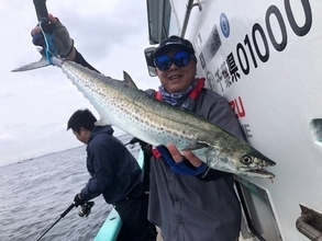 【釣果速報】90cmサワラ＆59cmサゴシGET！千葉県守山丸で人気青物の強烈な引きを感じよう！