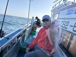 【釣果速報】千葉県優光丸で良型マダイゲット達成！！数も型も大満足で釣り客全員テンションMAX！乗船するなら今でしょ！