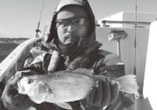 大型1尾で目指せ入賞　イシモチ大会に参戦