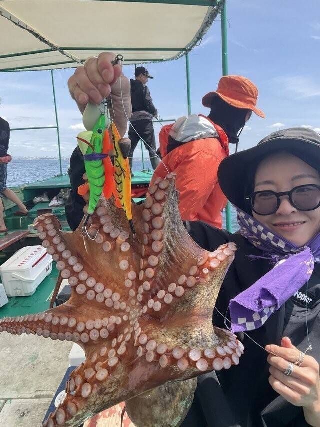 【釣果速報】兵庫県松秀でマダコ全員キャッチ！一度釣るとクセになるタコ釣りはこの夏絶対挑戦して！