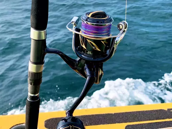 「オフショアジギングのタックル特集！どんなロッドやリールを選べばいいの？」の画像