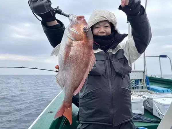 【釣果速報】雨風をものともせずマダイのヒットが連発！新潟県なかくに丸の釣行でクーラーボックスを人気魚種でいっぱいにしよう！