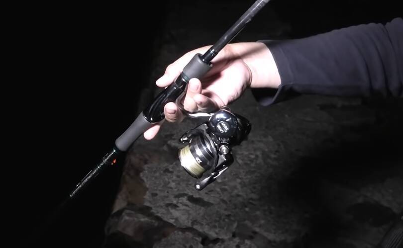 エギングを夜楽しむにはどうすればいいの？釣り方やおすすめタックルをチェック