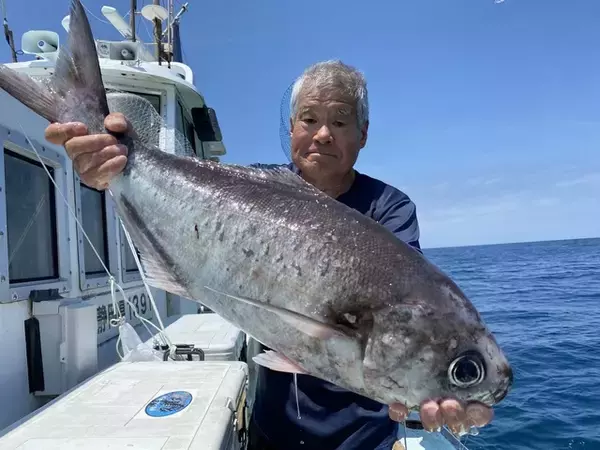 「【釣果速報】なんて映える釣果写真なんだ！6.20kgのメダイを順調にゲット！静岡県久寿丸でどでかい獲物を獲ろう！」の画像