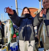 【釣果速報】神奈川県愛正丸で3.50～3.80kgの良型ワラサ好釣！イナダ・ヒラメも見事GET！旬のシーズンを絶対に逃すな！